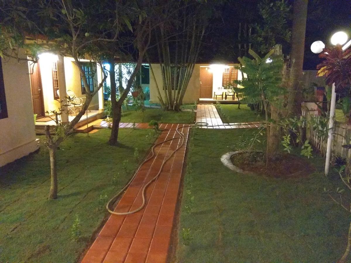 Sea Star Beach Homes Cherai Beach Exterior photo